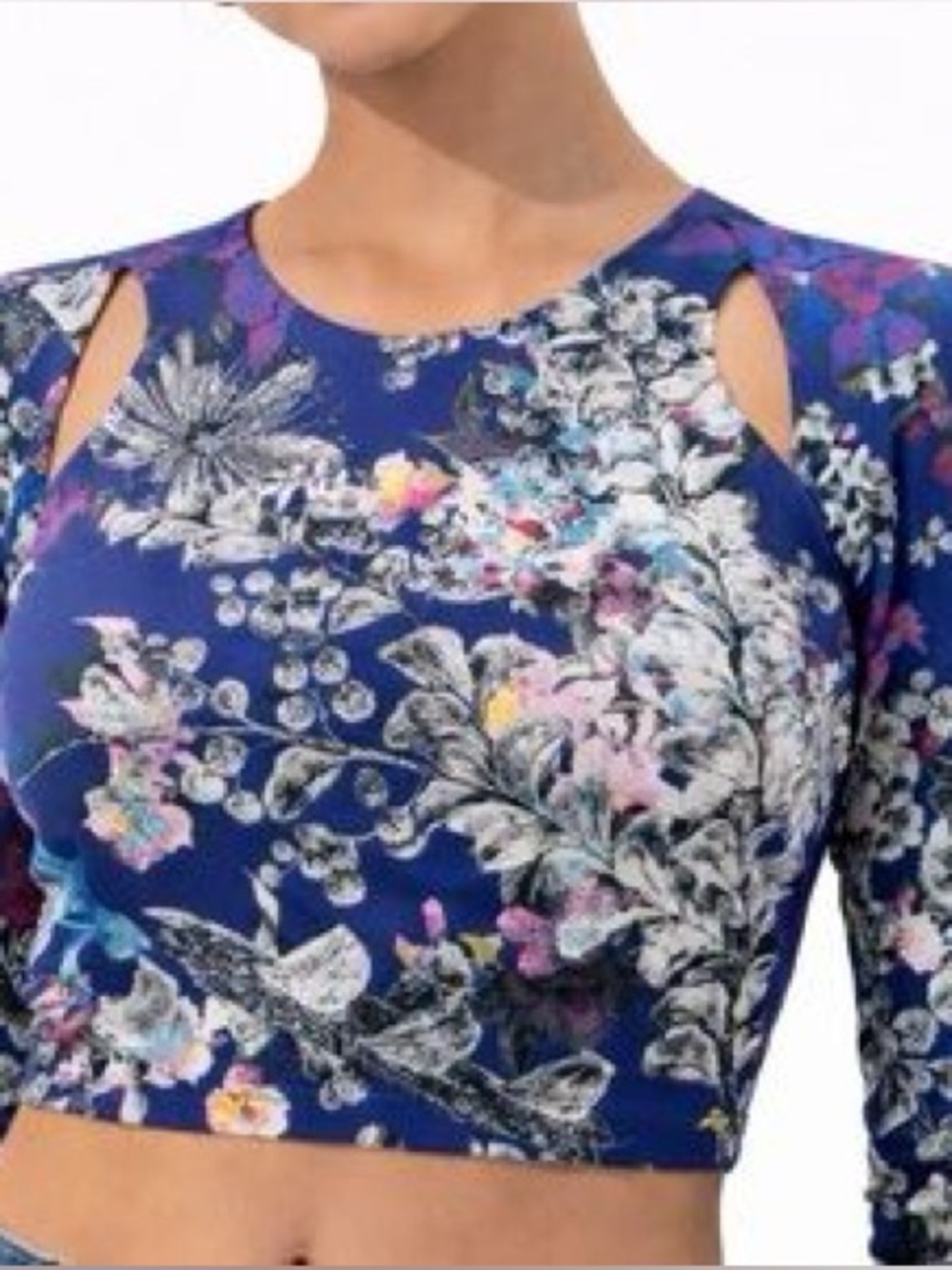 Bebe flowered crop top with keyhole cutouts